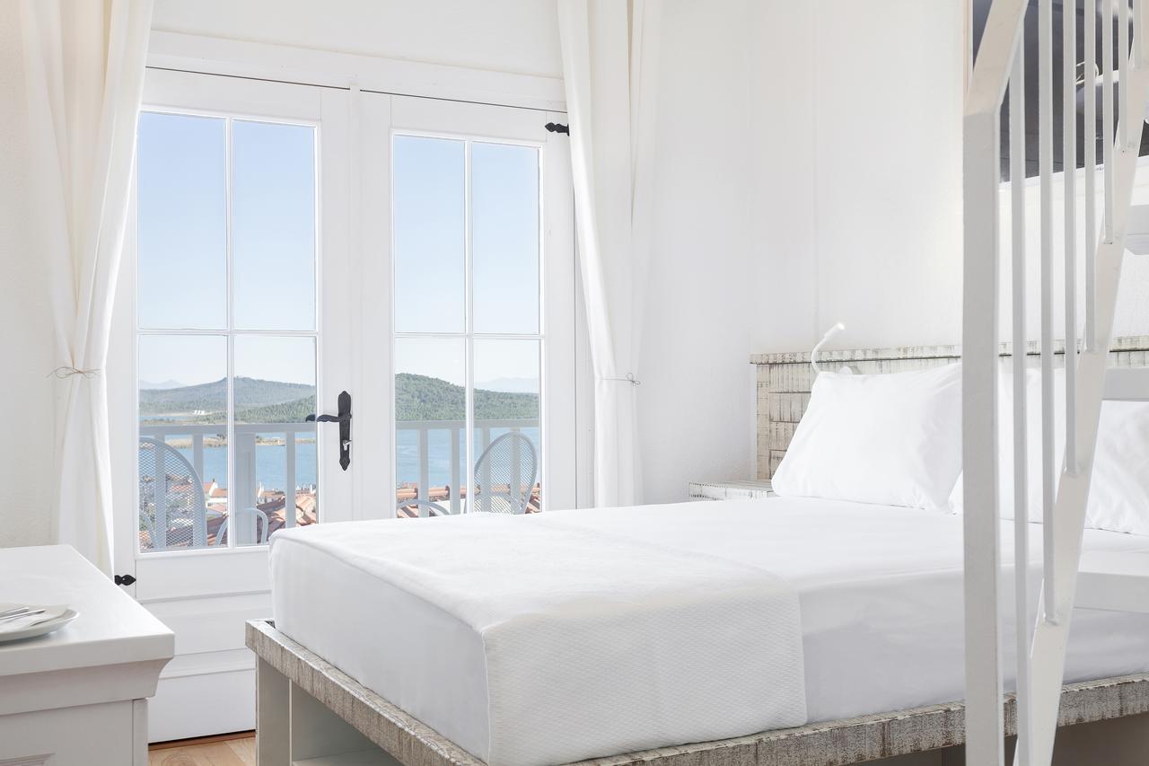 Cunda Pur Beyaz Hotel Buitenkant foto